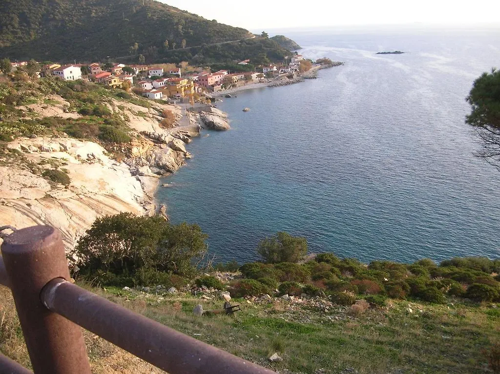 Casetta Azzurra Pomonte